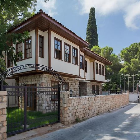 Cicerone Apart Antalya Exteriör bild
